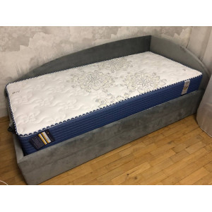 Мягкая кровать Джуниор