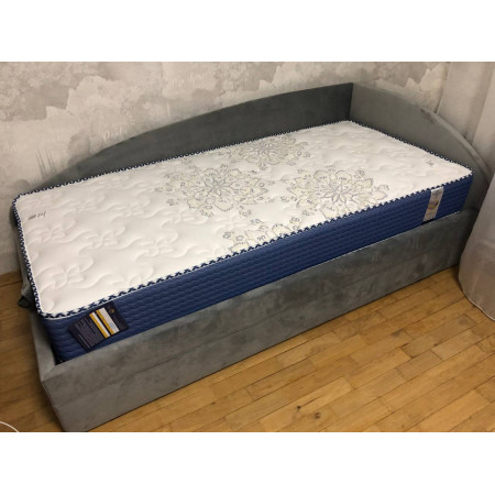 Мягкая кровать Джуниор
